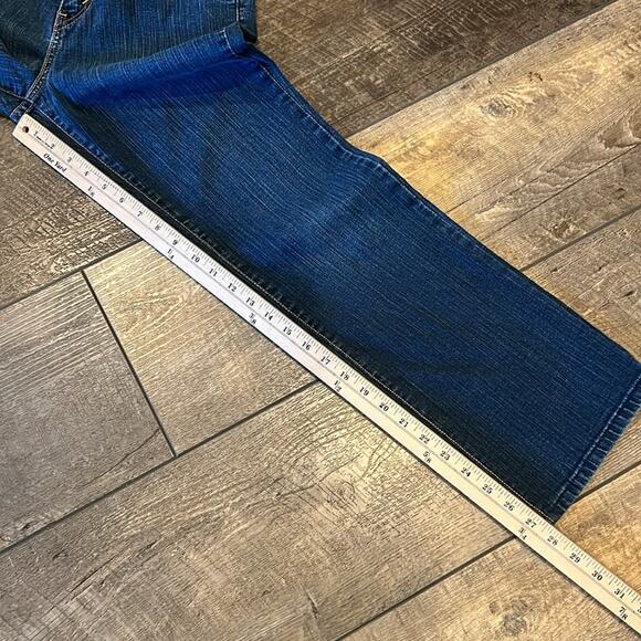 Levi's 512 Bootcut Perfectly Slimming Dark Wash Stretchy Jeans Women’s Size 8P - Picture 5 of 8